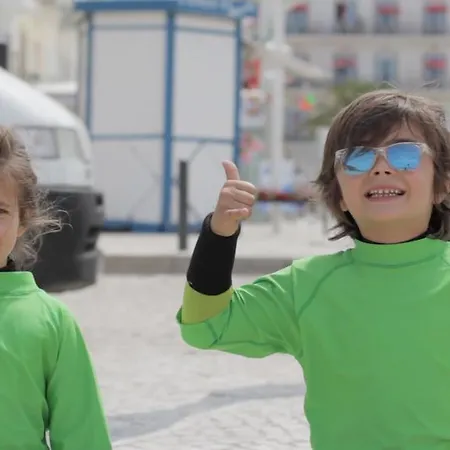 Zulla Nazare's Surf Village *