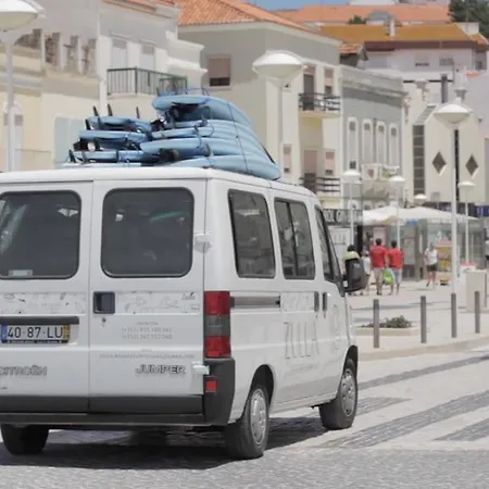 Zulla Nazare's Surf Village * نازاريه