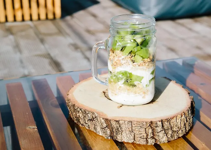 Гостевой дом Zulla Nazare's Surf Village *